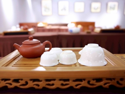 千萬別做兼職茶藝師，女人學(xué)茶藝好嗎？