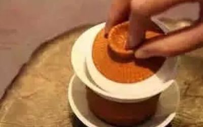 三才蓋碗的正確拿法，三才蓋碗抓碗法圖解