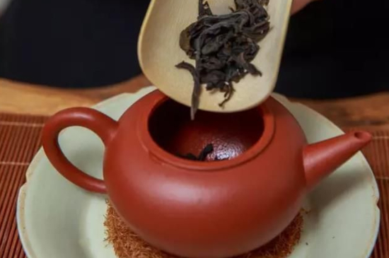 什么泥料的紫砂壺沖泡肉桂，武夷巖茶肉桂用哪種紫砂壺好？