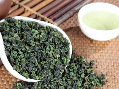 鐵觀音的泡法，水溫100°C最佳第一泡不能喝