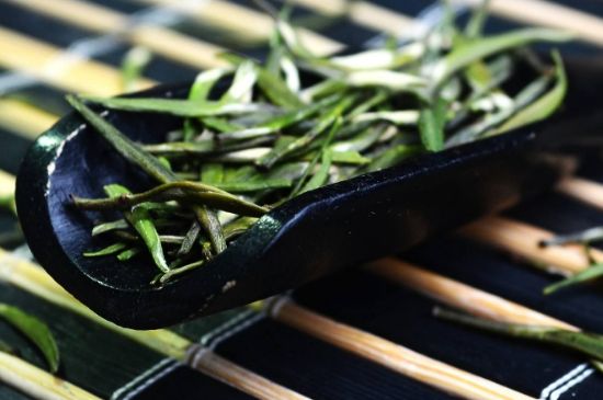 老茶和新茶哪個(gè)好，老茶好喝還是新茶好喝