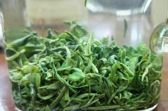 什么茶葉容易放香精，香精茶有什么危害？