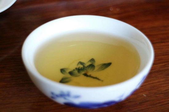 茉莉香精茶的鑒別方法，茉莉茶加香精怎樣識(shí)別？