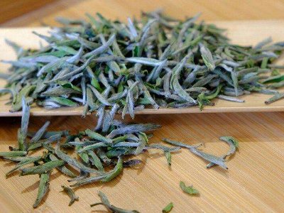 白毫銀針放幾年最好，白毫銀針什么年份最好？