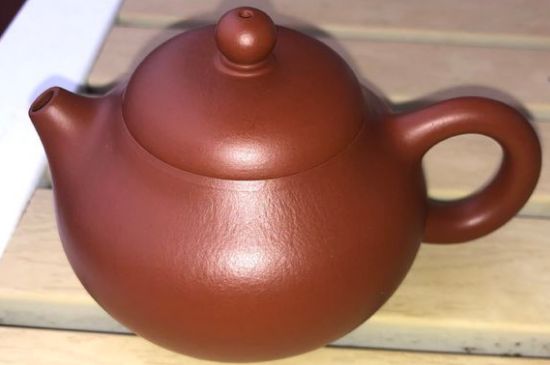 手工紫砂壺和模具壺有什么區(qū)別，快速鑒別手工壺模具壺