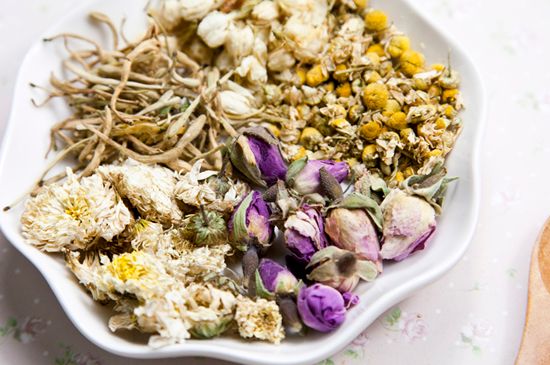 祛濕最有效的泡花茶，濕氣重適合泡什么花茶？