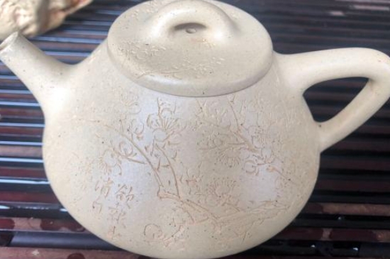 新買的紫砂壺為什么會(huì)裂，真的紫砂壺是不是很容易開裂？