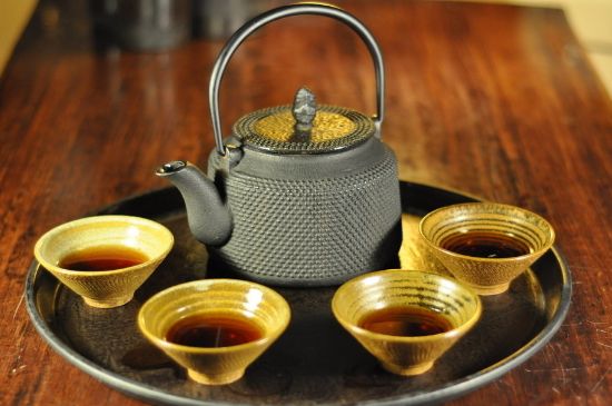 鐵壺生銹了怎么處理，如何防止鐵壺生銹