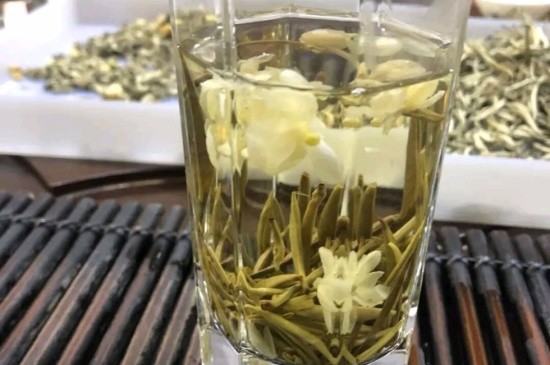 茉莉花花茶能煮嗎，喝茉莉花茶適合煮好還是泡好？