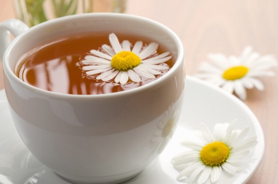 經(jīng)常菊花泡水好嗎，喝菊花茶有什么好處？