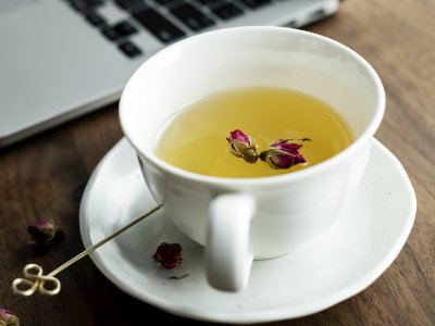 玫瑰花茶能豐胸嗎，天然豐胸花茶