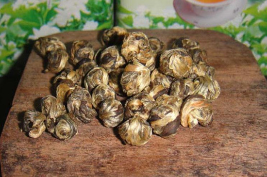 茉莉龍珠一次泡幾顆，茉莉龍珠一一杯放幾顆