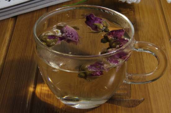 怎么判斷玫瑰花茶好不好，玫瑰花茶怎么樣鑒別