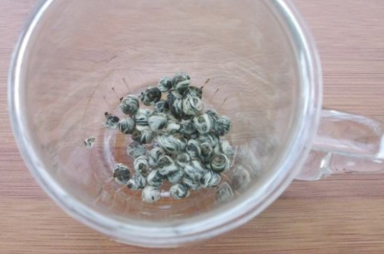 茉莉龍珠茶男人能喝嗎，男性夏季可以喝龍珠茶嗎