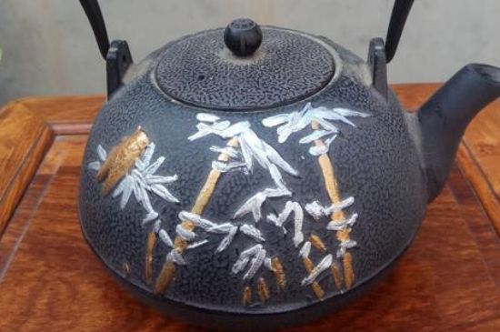 日本新鐵壺多少錢一個(gè)，如何選購鐵壺