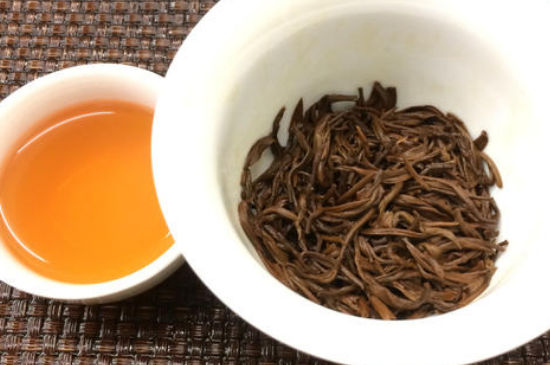 新茶和陳茶的區(qū)別，新茶和陳茶的介紹