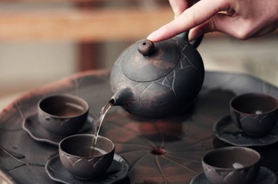 坭興陶主要泡什么茶，廣西坭興陶壺適合泡哪些茶？