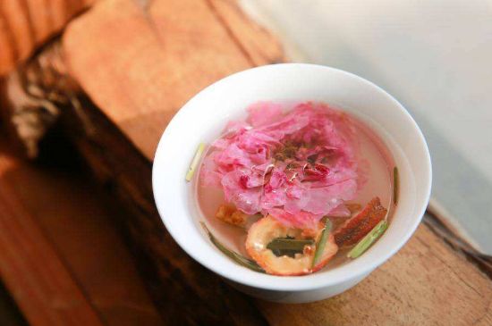 玫瑰花的最佳搭配，喝玫瑰花茶搭配什么喝好？