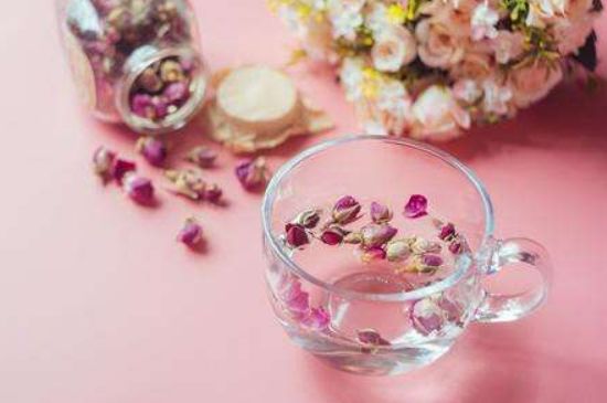 玫瑰花茶是應(yīng)該煮還是蒸，玫瑰花茶是不是煮一下效果更好？