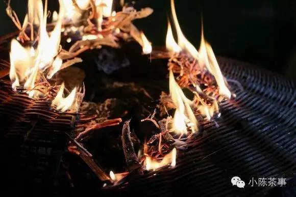 怎樣炭焙巖茶？揭秘武夷巖茶的炭焙技藝