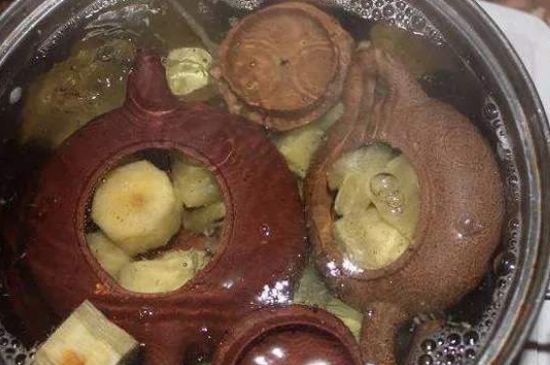 開(kāi)壺放豆腐是錯(cuò)誤的，新買(mǎi)的紫砂壺正確開(kāi)壺建議