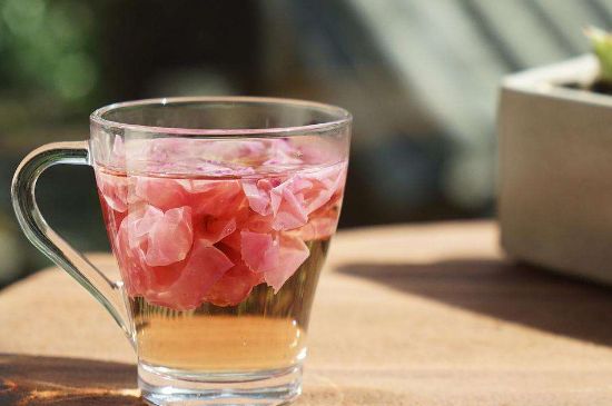 玫瑰花茶和什么搭配好，玫瑰花茶的搭配大全！