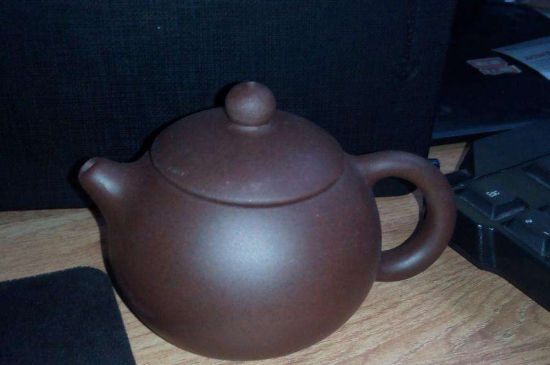 紫砂壺密密麻麻黑點(diǎn)，布滿(mǎn)了很多小黑點(diǎn)的紫砂好嗎