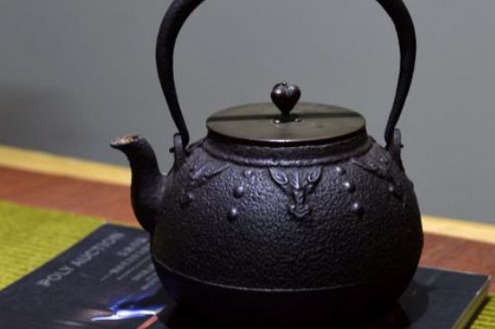 日本新鐵壺多少錢一個(gè)，如何選購鐵壺