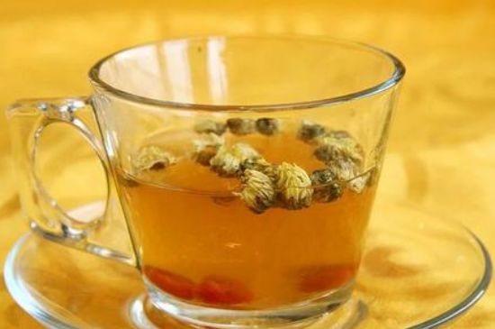 菊花茶的最佳搭配有哪幾樣，菊花茶和什么搭配喝效果好？