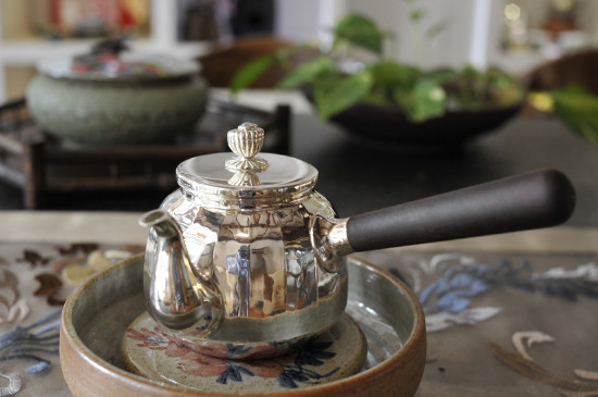 黑茶用什么壺煮最好，黑茶用什么煮效果好？