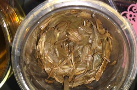 金駿眉有幾個(gè)品種分哪幾個(gè)級(jí)別？按茶樹劃分5個(gè)等級(jí)！