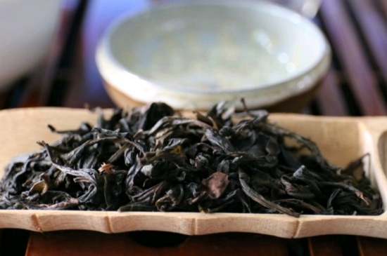 長期喝巖茶會上火嗎？巖茶這樣喝了容易上火！