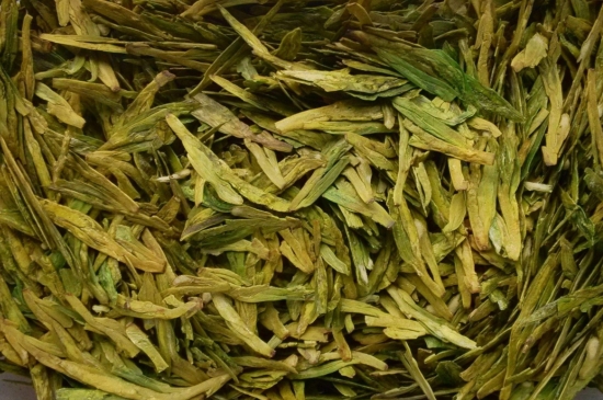 西湖龍井茶毫和發(fā)霉區(qū)別圖片，長霉的龍井茶葉會是什么樣？