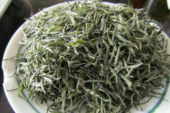 竹葉青和毛尖的區(qū)別，毛尖和竹葉青怎么分辨？