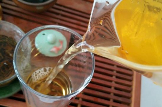 經(jīng)期喝紅茶有什么壞處，女性經(jīng)期可以喝紅茶嗎