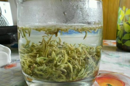 碧螺春為什么泡水渾濁，碧螺春茶葉泡水感覺很臟是混濁的