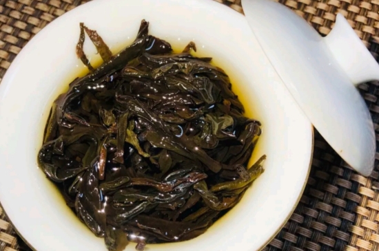 長期喝巖茶會上火嗎？巖茶這樣喝了容易上火！