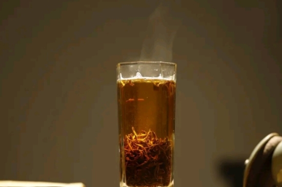 一天3杯紅茶抗癌，常飲紅茶對身體有好處！