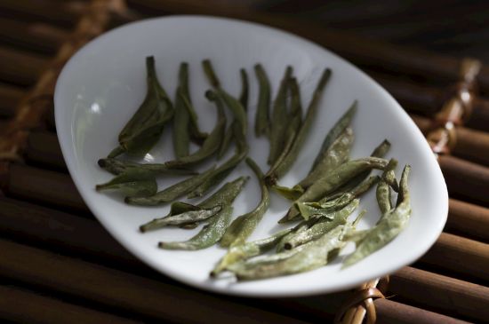 新白毫銀針和老白毫銀針的區(qū)別，新老白毫銀針的品質(zhì)特征