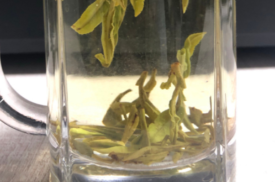 西湖龍井茶頭采和二采區(qū)別，明前龍井一采和二采什么味道？